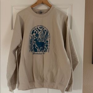 Gildan Beige Sweatshirt with Blue Graphic